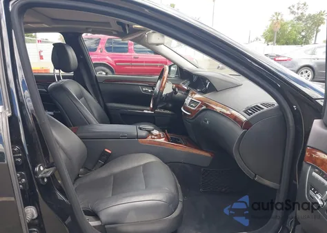 2011 Mercedes-Benz S 550 from USA, damaged, VIN WDDNG7BB6BA376391